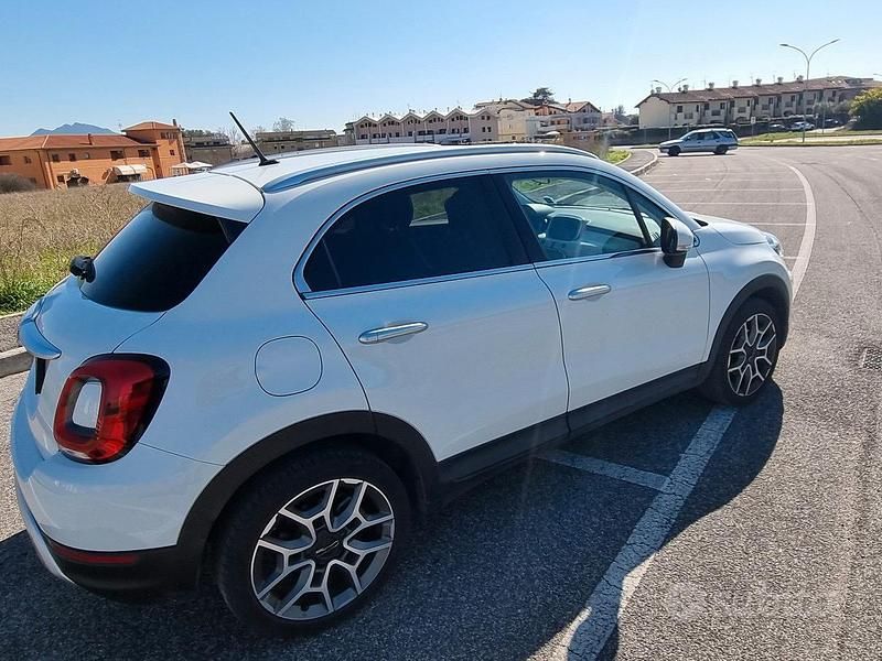 Usata Fiat 500X Cross 120 CV (88 kW) 2019 Bianco SUV