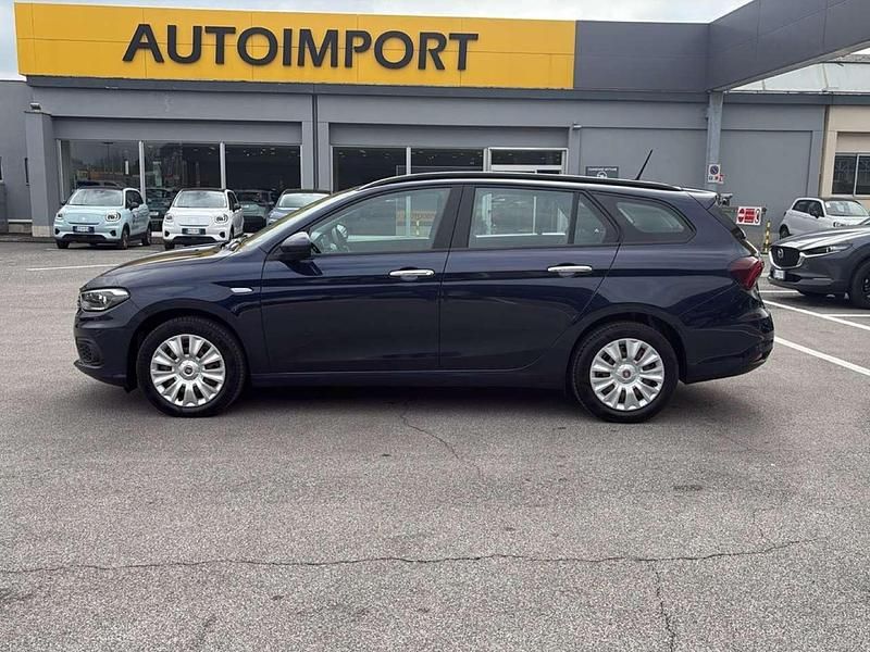 Usata Fiat Tipo Business 120 CV (88 kW) 2020 Blu/azzurro Station wagon
