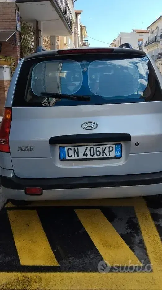 Gebraucht Hyundai Matrix 82 PS (60 kW) 2004 Grau Van / Kleinbus