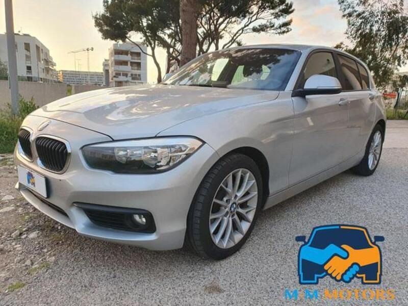 Usata BMW 118 Advantage 150 CV (110 kW) 2018 Grigio Utilitaria