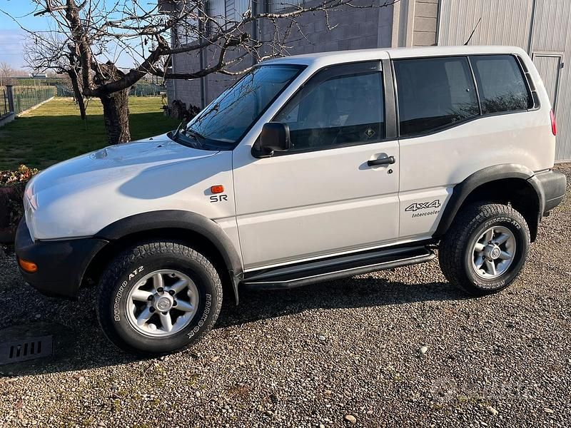 Gebraucht Nissan Terrano 125 PS (91 kW) 1998 Weiß SUV