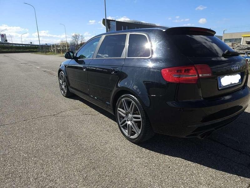 Usata Audi A3 Ambiente 140 CV (102 kW) 2010 Utilitaria