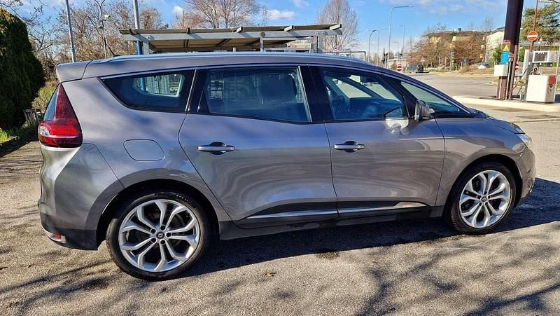 Usata Renault Grand Scénic IV 110 CV (80 kW) 2018 Argento Monovolume