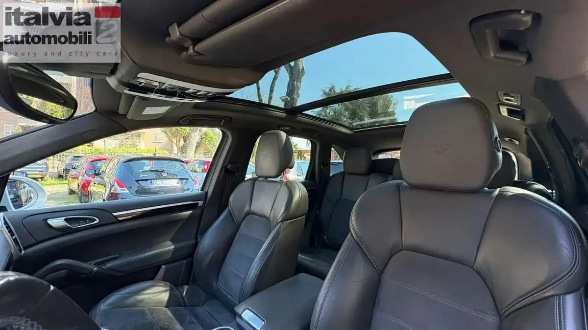 Usata Porsche Cayenne Platinum Edition 250 CV (183 kW) 2016 Bianco SUV