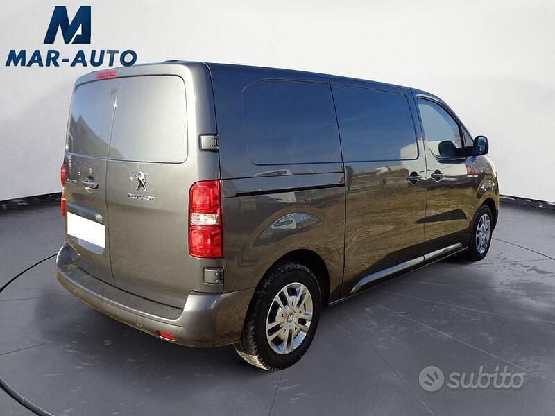 Usata Peugeot Expert Premium 177 CV (130 kW) 2022 Grigio Furgone