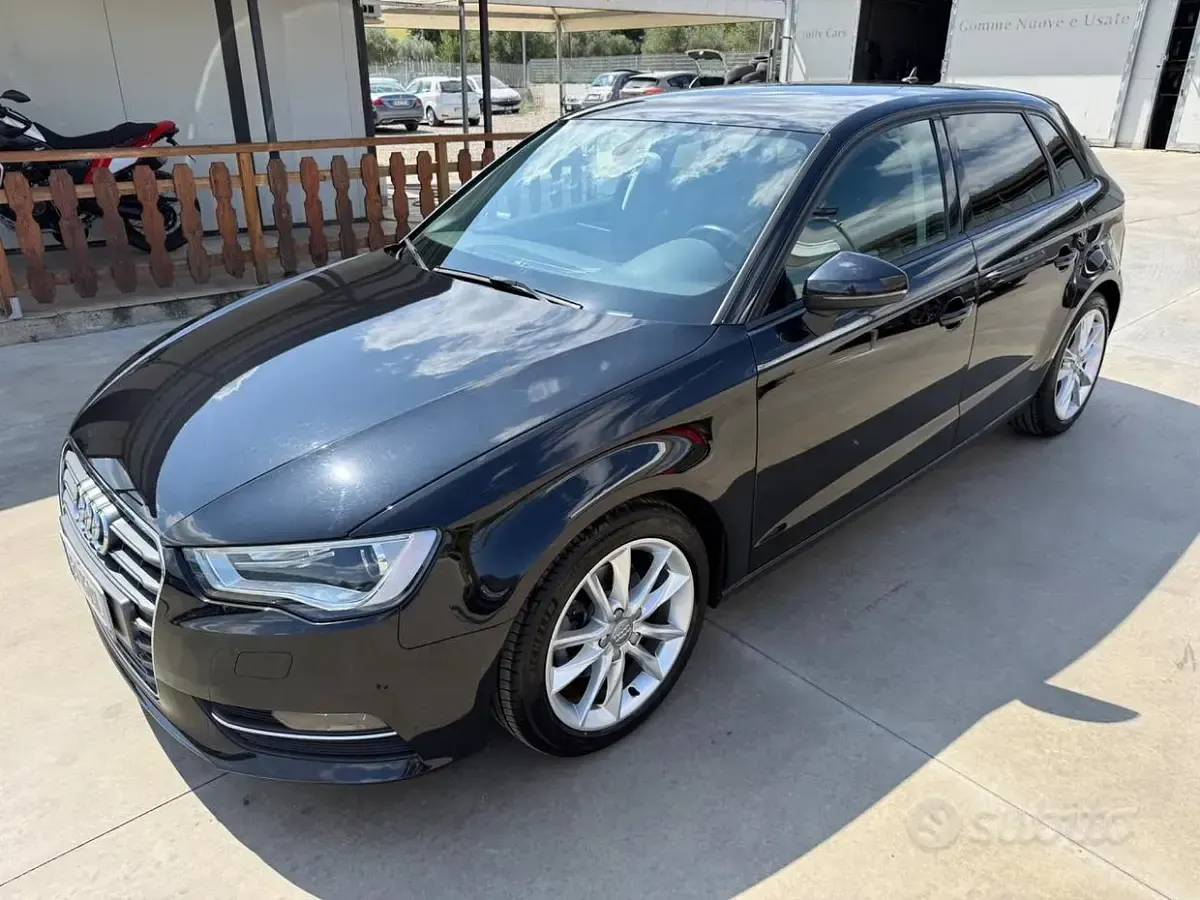 Usata Audi A3 Attraction 150 CV (110 kW) 2013 Nero Berlina