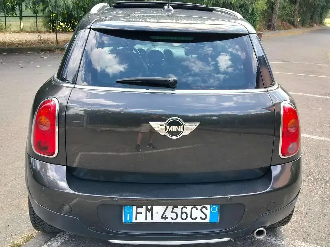 Usata Mini Cooper D Countryman 111 CV (81 kW) 2015 Nero SUV