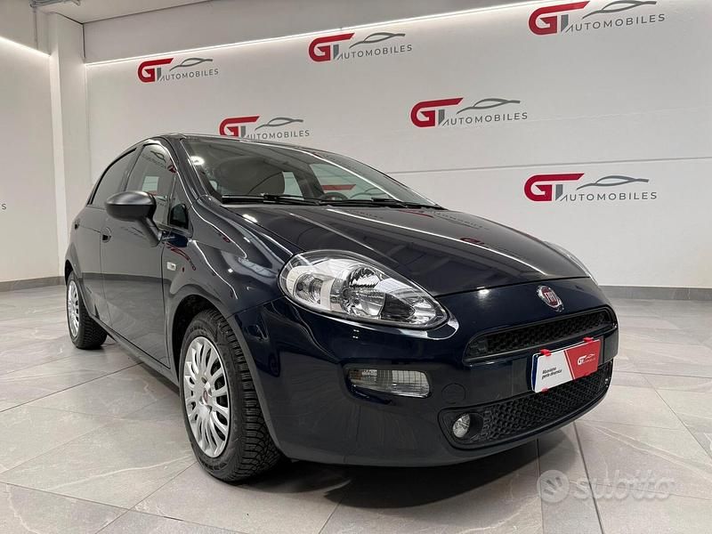 Usata Fiat Punto Street 95 CV (69 kW) 2018 Blu Utilitaria