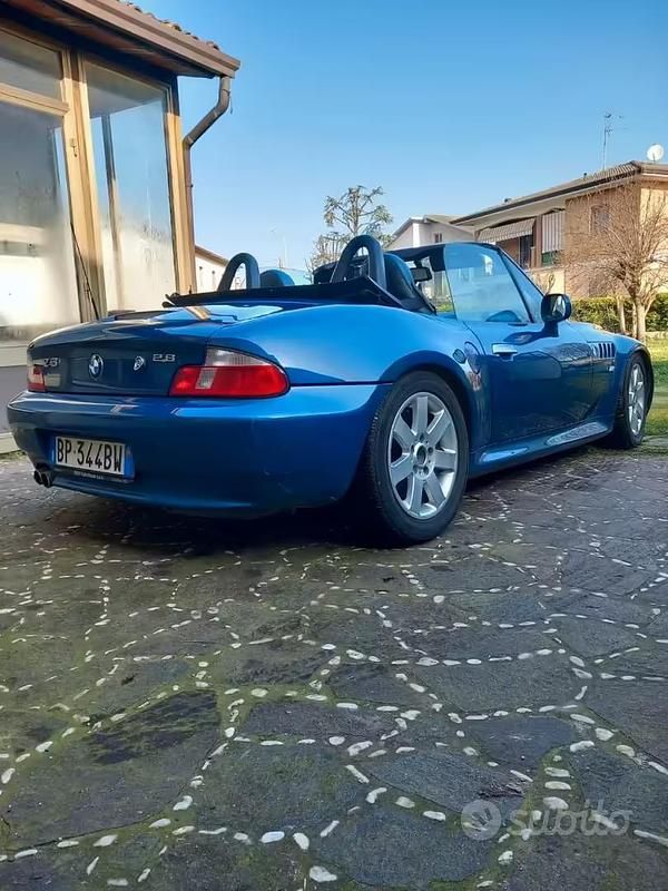 Usata BMW Z3 193 CV (141 kW) 2000 Blu Cabrio