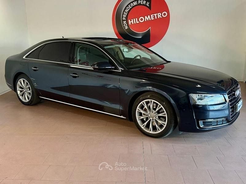 Blu Usata 2014 Audi A8 Berlina | 17.460 € (Buon prezzo) - Immagine 1/4