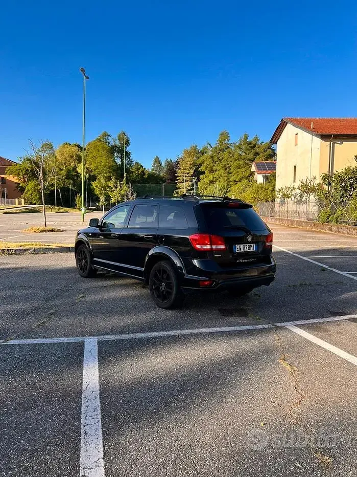 Usata Fiat Freemont Black Code 170 CV (125 kW) 2014 Nero SUV