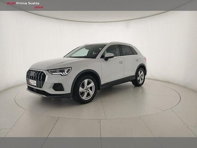 Usata Audi Q3 Advanced 150 CV (110 kW) 2024 Bianco ghiacciaio metallizzato SUV