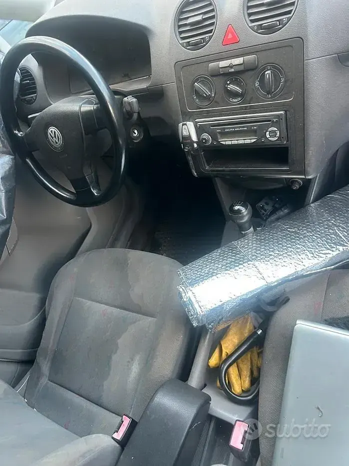 Usata VW Caddy 105 CV (77 kW) 2006 Monovolume