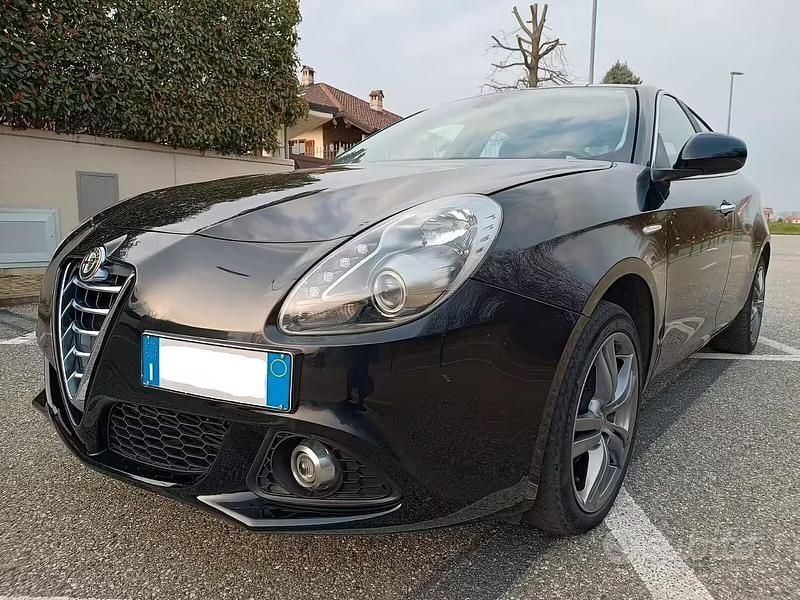 Usata Alfa Romeo Giulietta 120 CV (88 kW) 2014 Nero Utilitaria