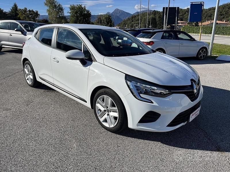 Usata Renault Clio V Business 90 CV (66 kW) 2021 Bianco Berlina