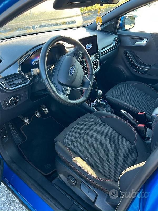 Usata Ford Puma ST-Line 125 CV (91 kW) 2021 Blu Berlina