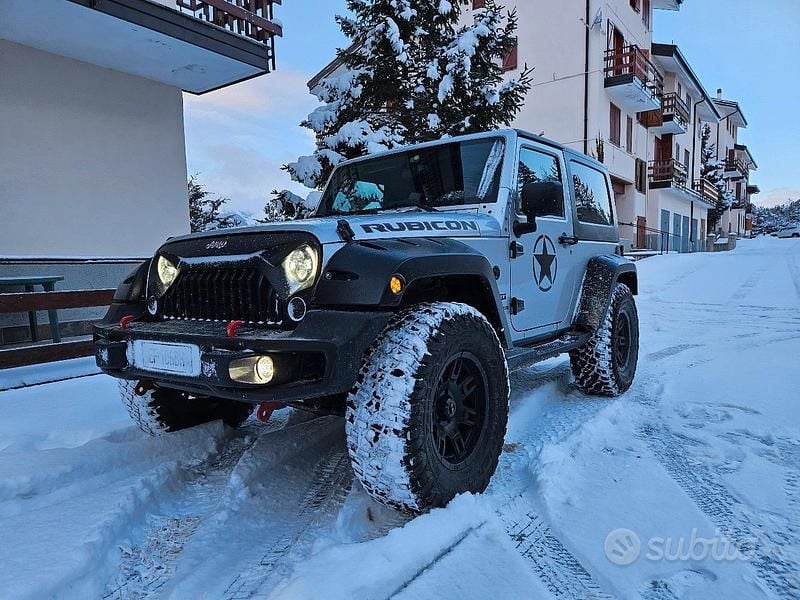 Usata Jeep Wrangler 2010 Grigio SUV