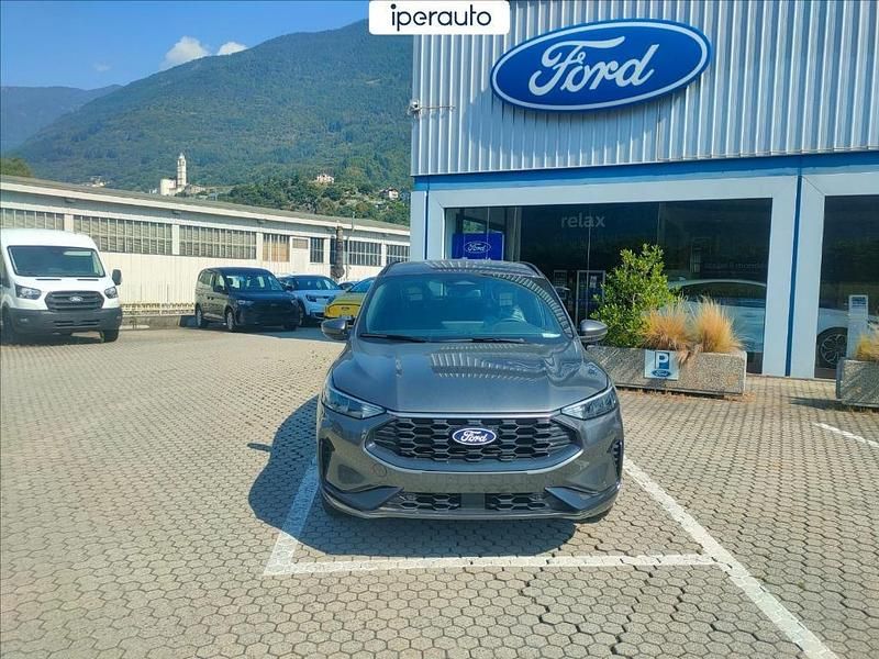 Nuova Ford Kuga ST-Line 183 CV (134 kW) 2025 Grigio metallizzato SUV