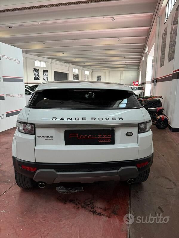 Usata Land Rover Range Rover evoque Dynamic 150 CV (110 kW) 2013 Bianco SUV