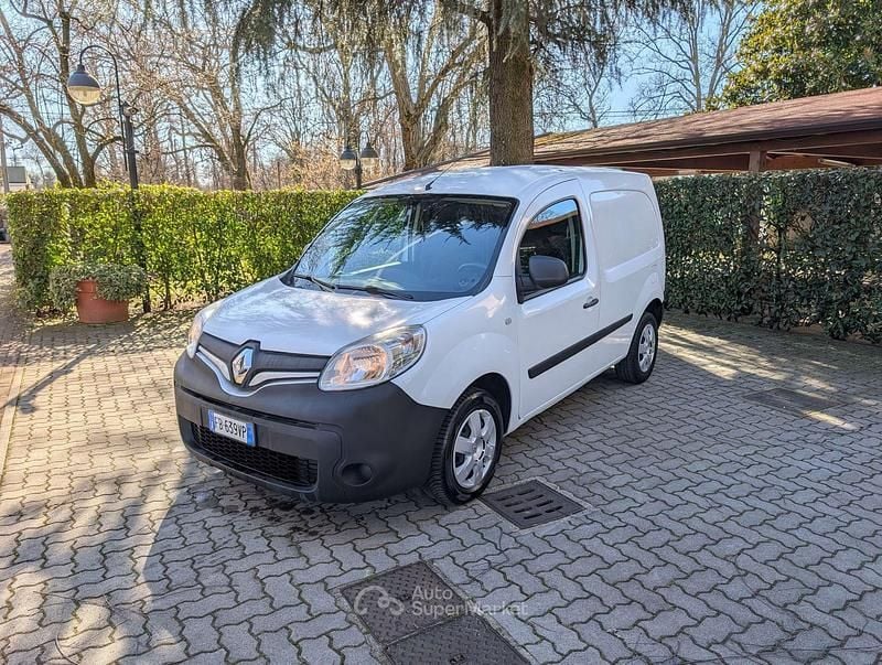 Usata Renault Kangoo 90 CV (66 kW) 2015 Bianco Monovolume
