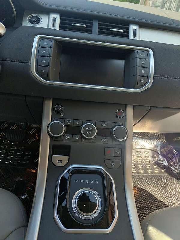 Usata Land Rover Range Rover evoque 150 CV (110 kW) 2017 Grigio SUV