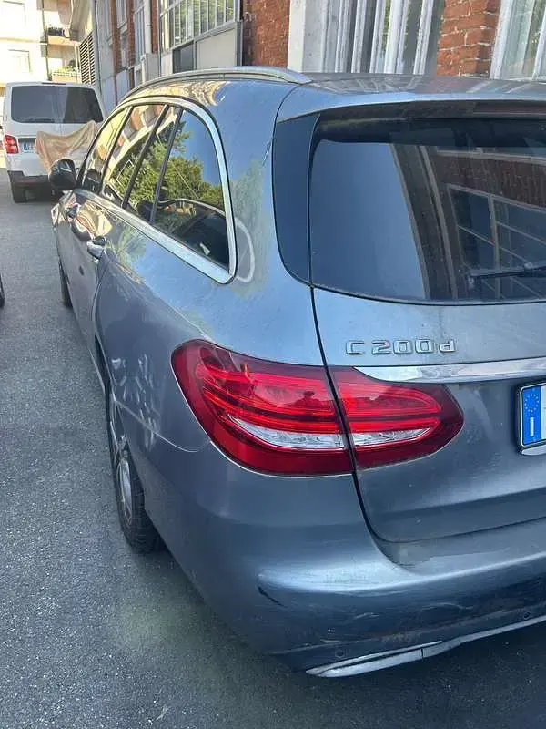 Usata Mercedes C200 136 CV (100 kW) 2016 Grigio Station wagon