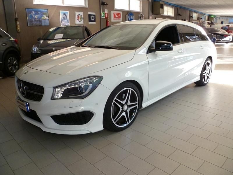 Usata Mercedes CLA220 Premium 176 CV (129 kW) 2016 Bianco Berlina