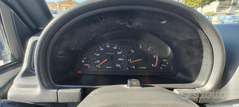 Usata Suzuki Vitara 87 CV (63 kW) 1997 Blu SUV