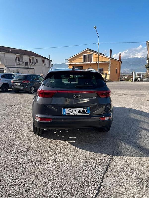 Usata Kia Sportage 115 CV (84 kW) 2016 Blu SUV