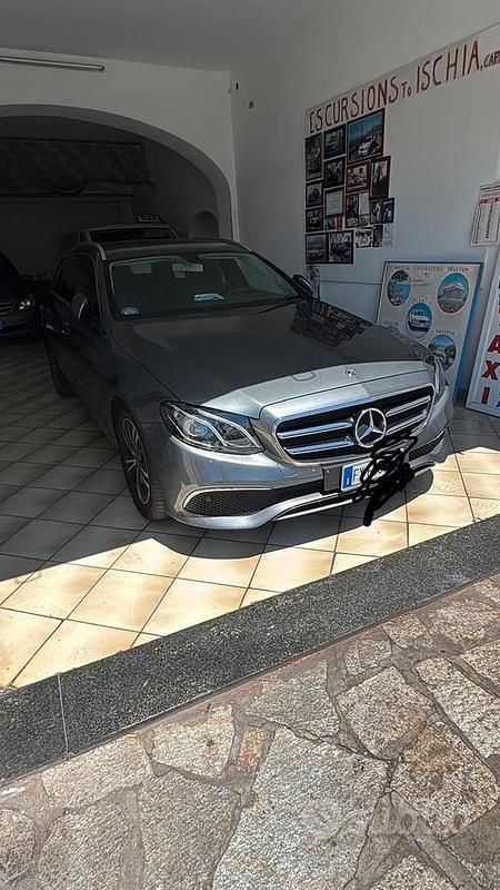 Usata Mercedes E200 2019 Verde Station wagon