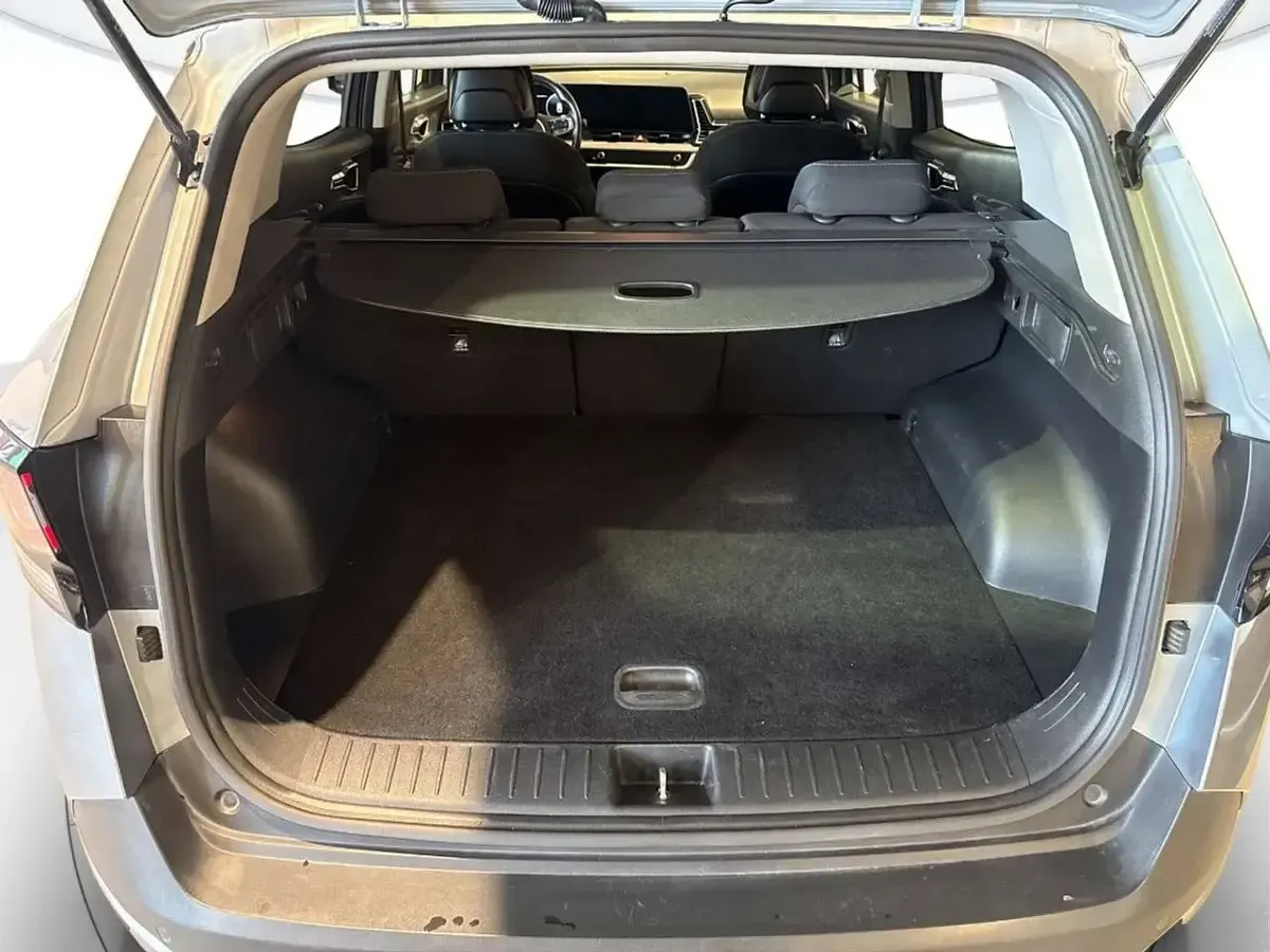 Usata Kia Sportage Style 136 CV (100 kW) 2022 Grigio SUV