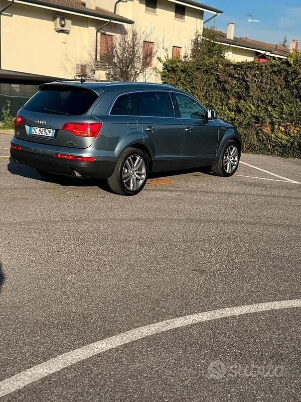 Verde Usata 2006 Audi Q7 SUV | 8000 € (Buon prezzo) - Immagine 1/4
