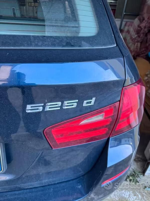 Usata BMW 525 2012 Blu Station wagon