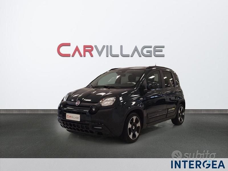 Usata Fiat Panda Cross Cross 70 CV (51 kW) 2025 Verde Utilitaria