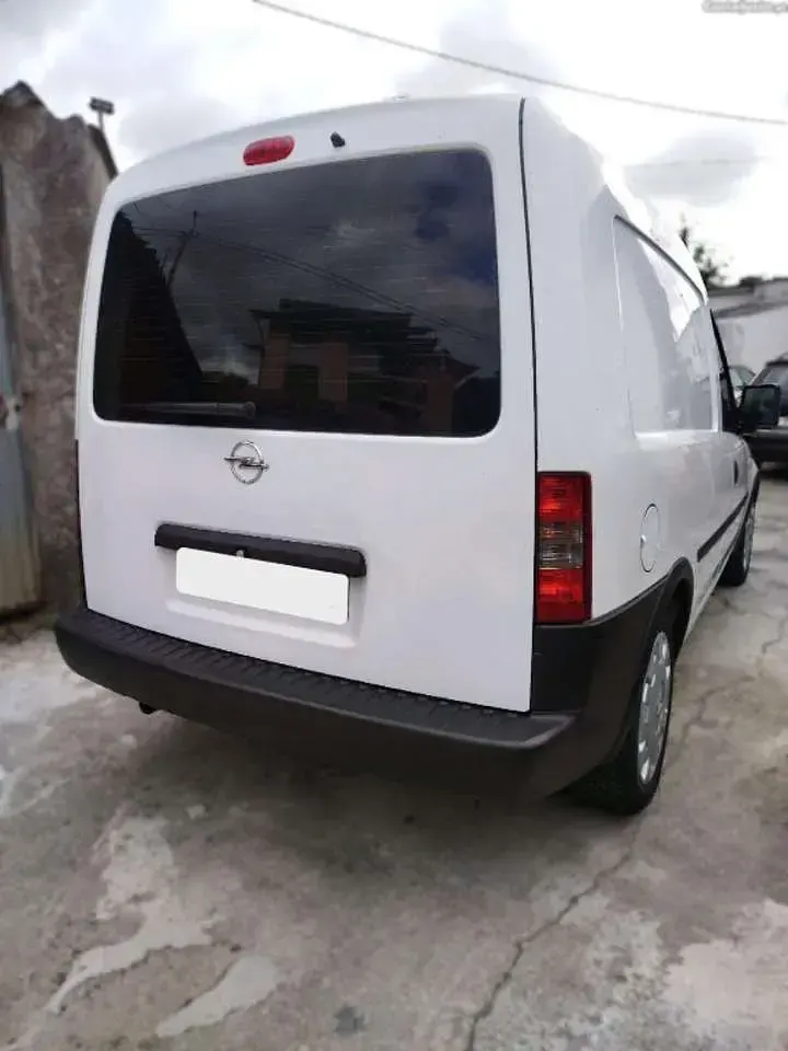 Usata Opel Combo 97 CV (71 kW) 2009 Bianco Monovolume