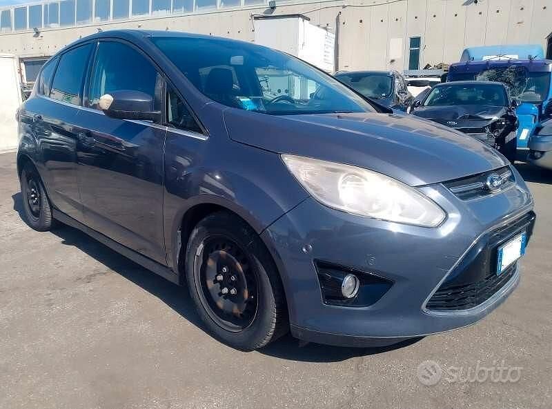 Begagnad Ford C-MAX Titanium 116 HK (85 kW) 2012 Grå Minibuss