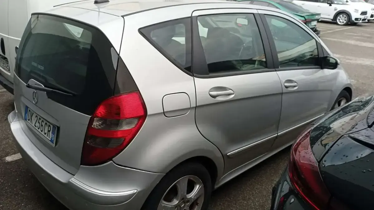 Usata Mercedes A150 Avantgarde 95 CV (69 kW) 2007 Argento Monovolume