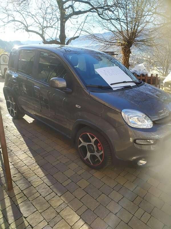 Usata Fiat Panda Sport 69 CV (50 kW) 2021 Utilitaria
