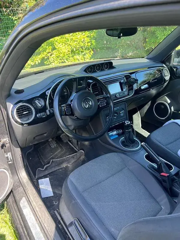 Usata VW Beetle 102 CV (75 kW) 2012 Nero Utilitaria