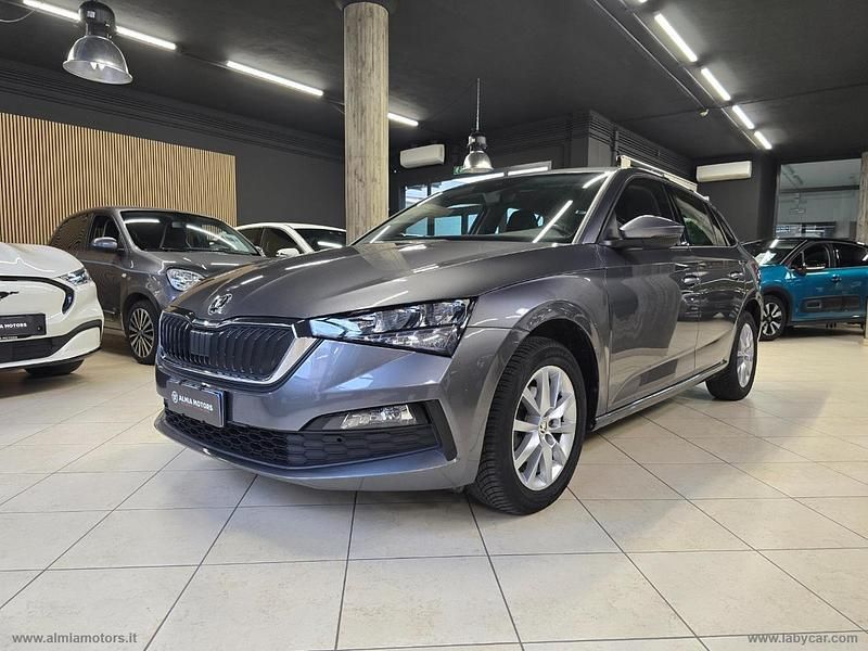 Usata Skoda Scala Ambition 110 CV (80 kW) 2023 Grigio Utilitaria