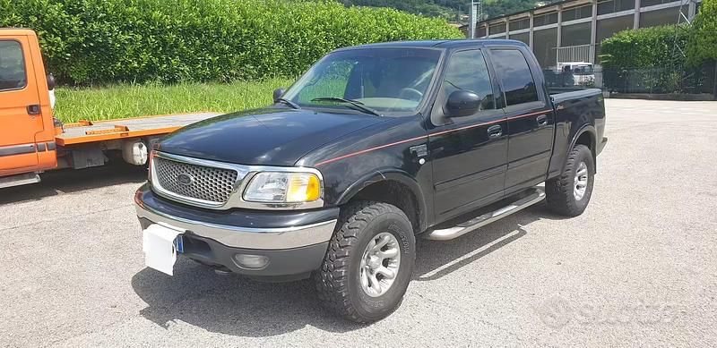 Usata Ford F-150 2001 Nero Pick-up