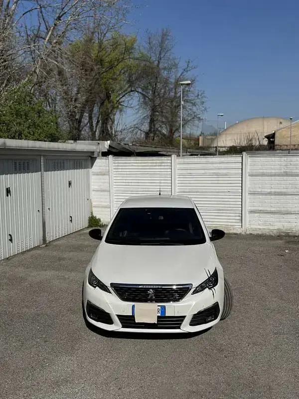 Usata Peugeot 308 GT-line 131 CV (96 kW) 2019 Berlina