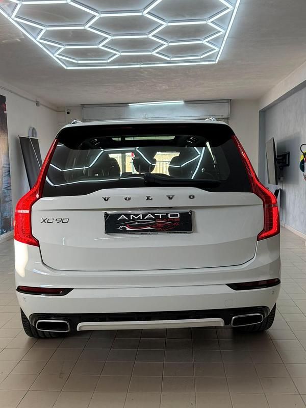 Usata Volvo XC90 R-Design 235 CV (172 kW) 2021 Bianco SUV