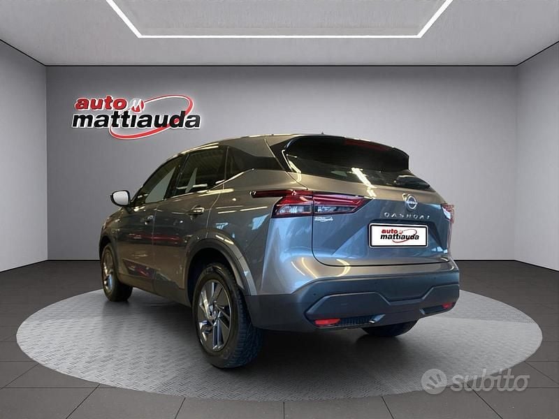Usata Nissan Qashqai 140 CV (102 kW) 2023 Grigio SUV
