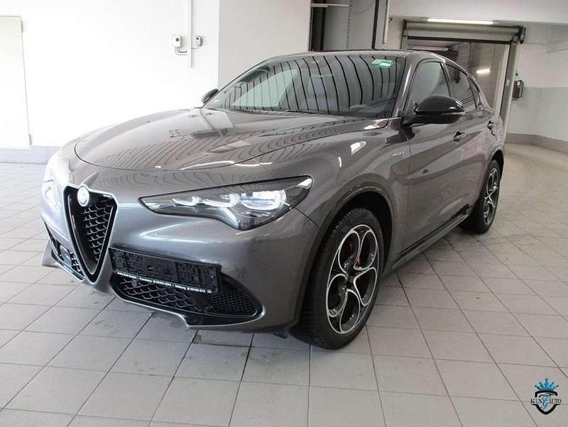 Grigio Usata 2024 Alfa Romeo Stelvio Veloce SUV | 37.980 € (Buon prezzo) - Immagine 1/4