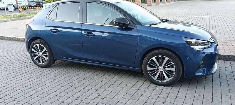 Usata Opel Corsa Elegance 101 CV (74 kW) 2021 Utilitaria
