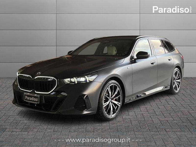 Usata BMW 520 Sport Line 197 CV (144 kW) 2025 Station wagon