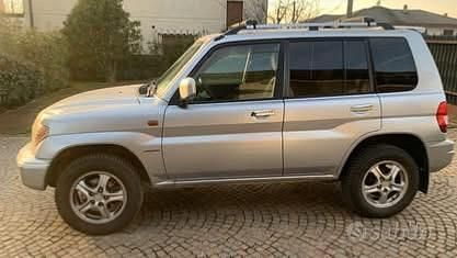 Usata Mitsubishi Pajero 114 CV (83 kW) 2004 Grigio SUV