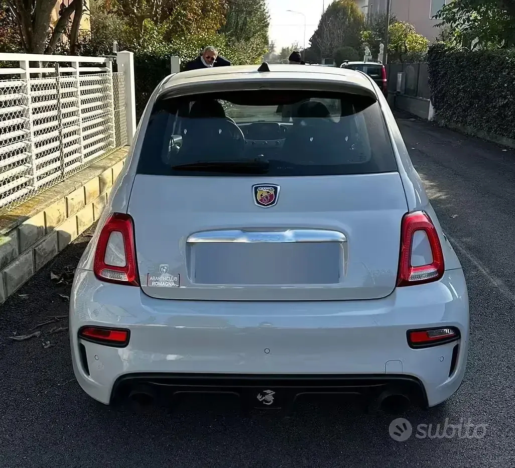 Usata Abarth 595 145 CV (106 kW) 2022 Grigio Berlina
