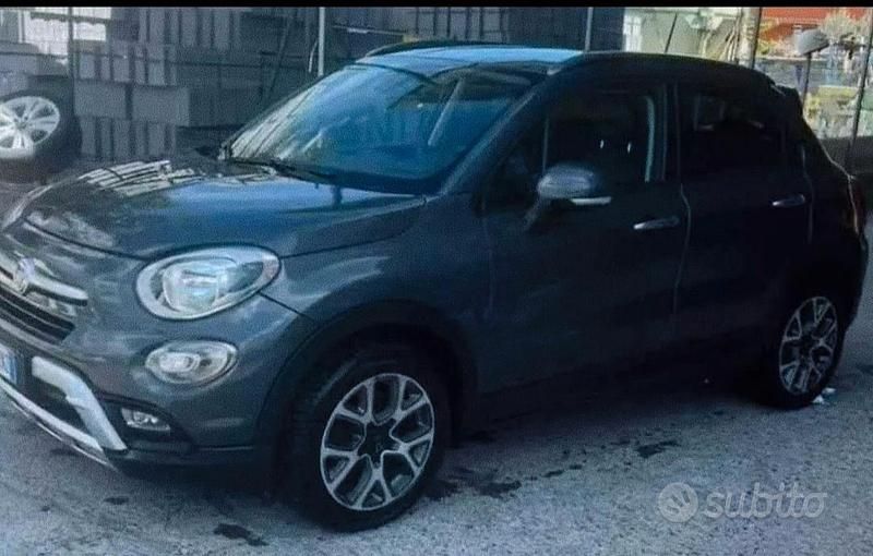 Usata Fiat 500X 120 CV (88 kW) 2016 Blu SUV